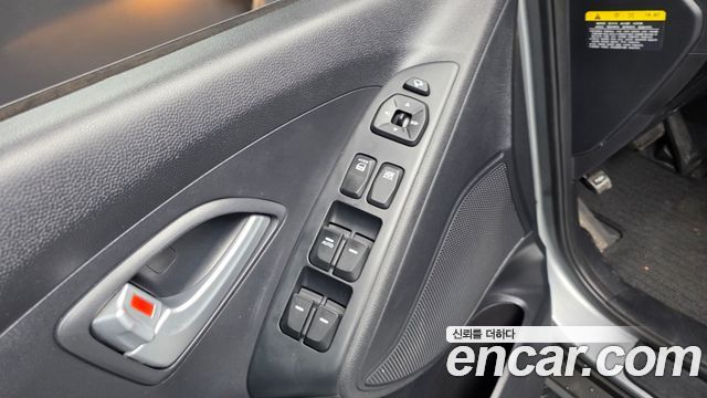 Hyundai Tucson ix Diesel(e-VGT) 2WD Smart special 2014 — фото 30