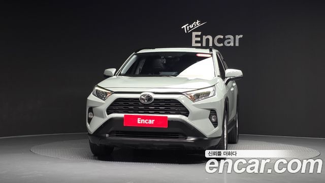 Toyota RAV4 (V) 2.5 2WD 2019 — фото 3