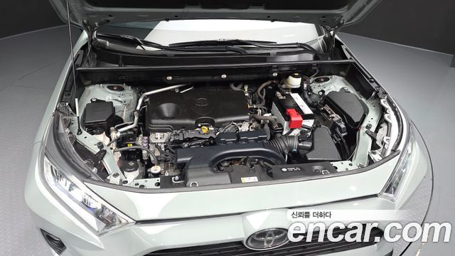 Toyota RAV4 (V) 2.5 2WD 2019 — фото 6