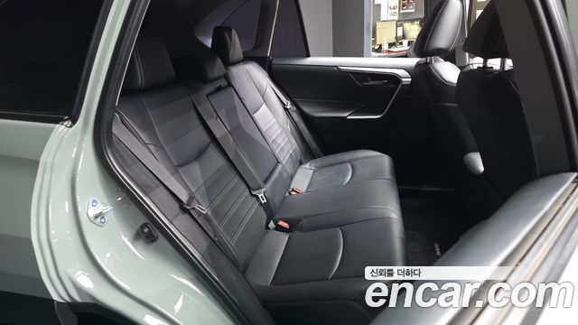 Toyota RAV4 (V) 2.5 2WD 2019 — фото 12