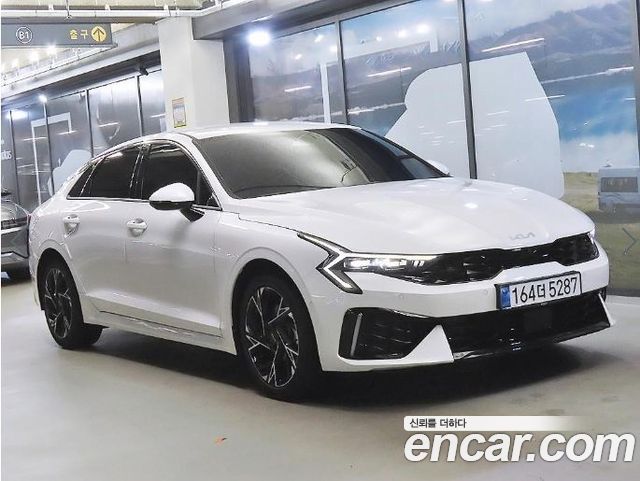 Kia K5 (III) 2.0 Signature