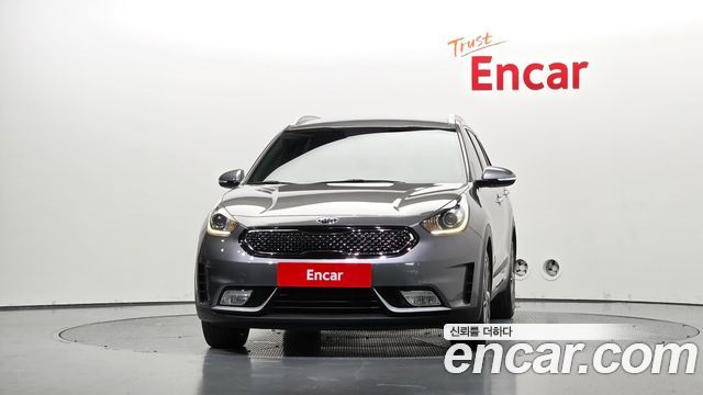 Kia Niro Prestige 2018 — фото 3