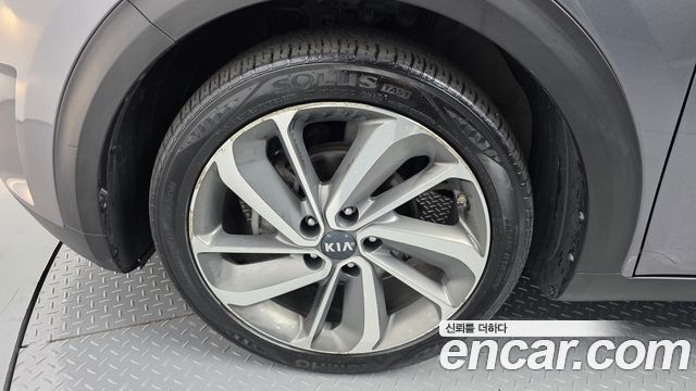 Kia Niro Prestige 2018 — фото 5