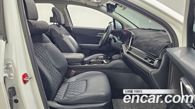 Kia Sportage (V) Gasoline 1.6 Turbo 2WD Signature 2023 — фото 11