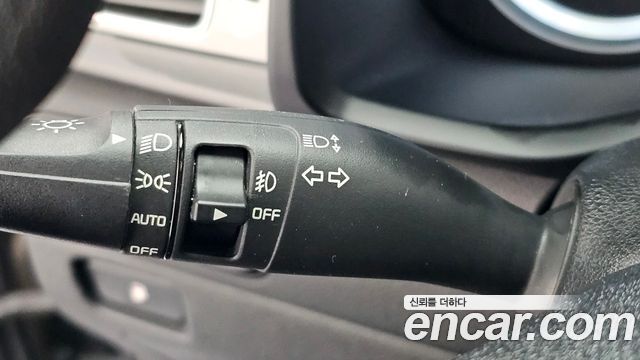 Kia Niro Luxury 2018 — фото 18