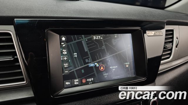Kia Niro Luxury 2018 — фото 30