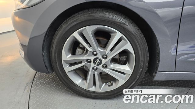 Hyundai Avante (AD) 1.6 GDI Value Plus 2018 — фото 5