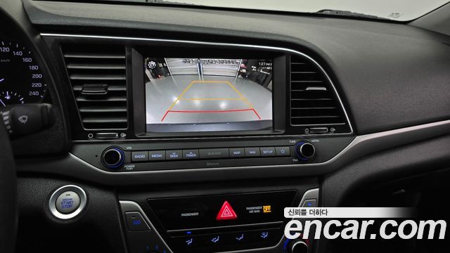 Hyundai Avante (AD) 1.6 GDI Value Plus 2018 — фото 15