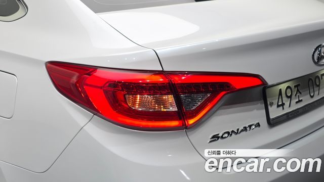 Hyundai Sonata (LF) 2.0 Care+ 2017 — фото 29
