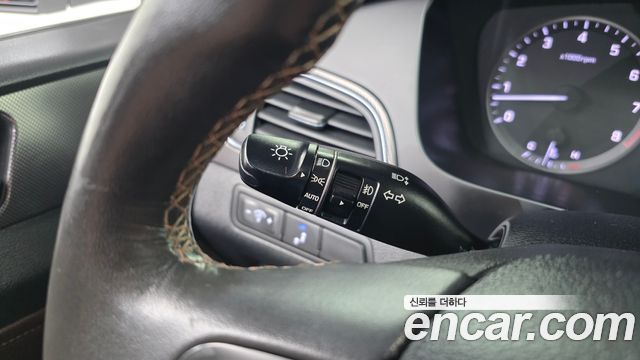 Hyundai Sonata (LF) 2.0 Care+ 2017 — фото 37