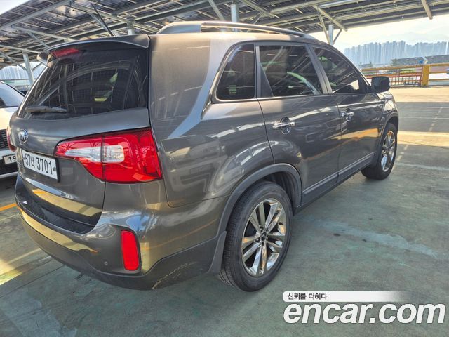 Kia Sorento R Diesel 2.0 2WD TLX 2014 — фото 3