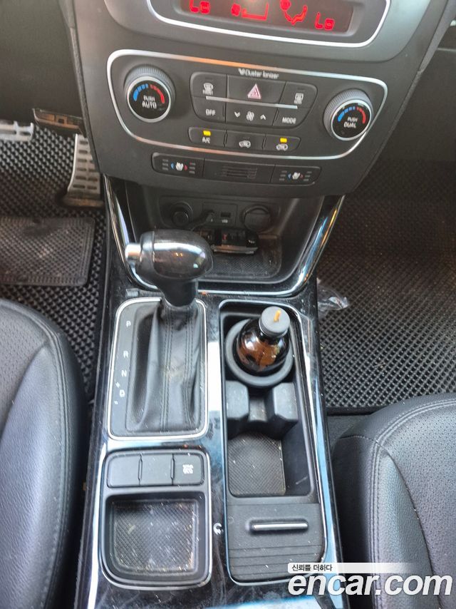 Kia Sorento R Diesel 2.0 2WD TLX 2014 — фото 5