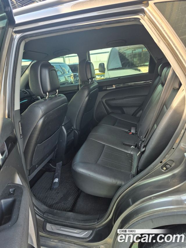 Kia Sorento R Diesel 2.0 2WD TLX 2014 — фото 10