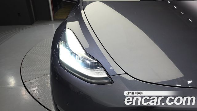 Tesla Model Y Standard Range RWD 2021 — фото 28