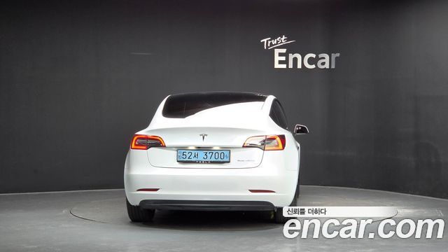 Tesla Model 3 Long Range AWD 2021 — фото 4