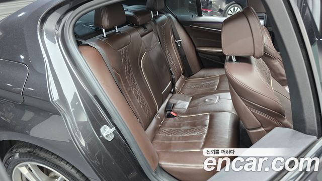 BMW 5 Series (G30) 520d M Sport Package Plus 2017 — фото 12