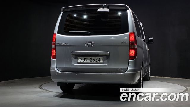 Hyundai Grand Starex 11-Seater Wagon CVX Premium 2014 — фото 4