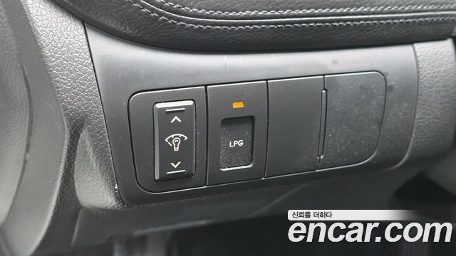 Kia K5 LPI Luxury 2011 — фото 13