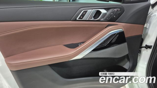 BMW X6 (G06) xDrive40i M Sport 2025 — фото 15