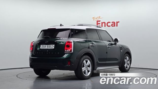 MINI Cooper Countryman Standard 2nd 2019 — фото 2