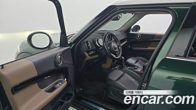 MINI Cooper Countryman Standard 2nd 2019 — фото 10