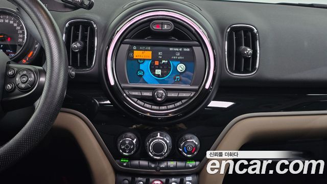 MINI Cooper Countryman Standard 2nd 2019 — фото 13