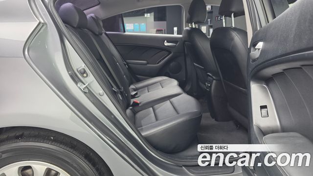Kia K3 Luxury 2015 — фото 12