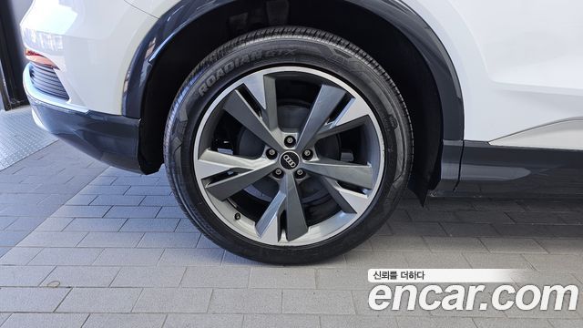 Audi Q4 e-tron (F4) 40 Premium 2022 — фото 5