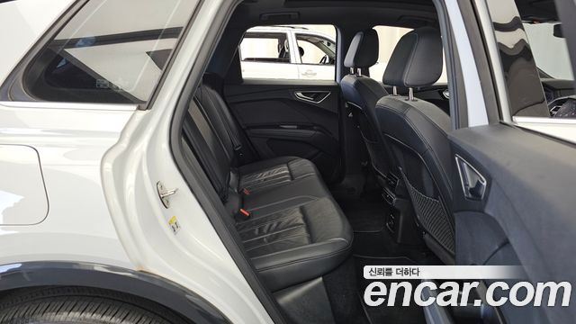 Audi Q4 e-tron (F4) 40 Premium 2022 — фото 12