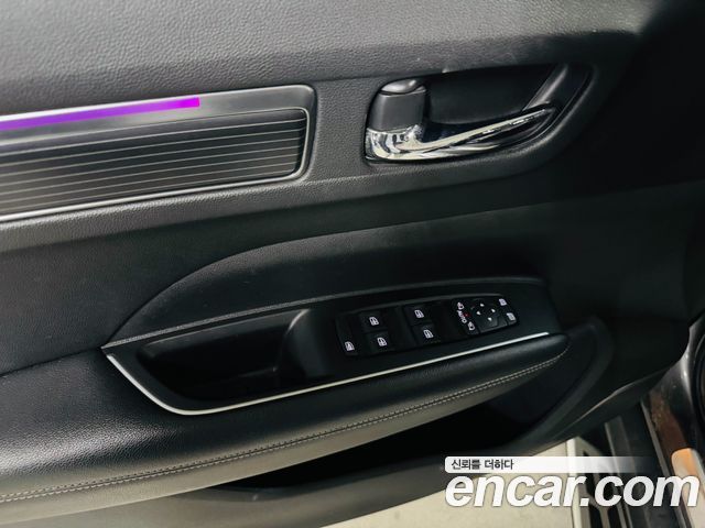 Renault Korea QM6 2.0 GDe RE Signature 2WD 2021 — фото 15