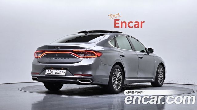 Hyundai Grandeur Hybrid (IG) Exclusive Special 2018 — фото 2