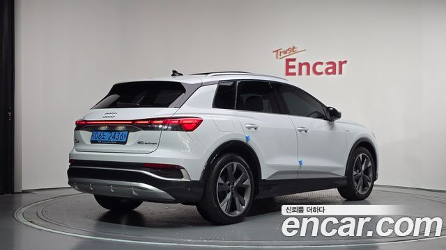Audi Q4 e-tron (F4) 40 Premium 2022 — фото 2