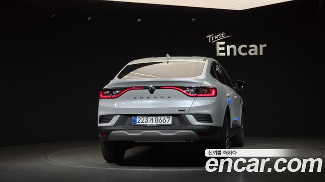 Renault Korea Arkana 1.6 E-TECH Iconic 2027 — фото 4