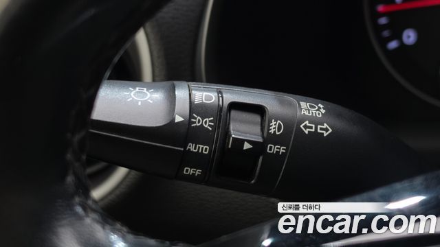 Kia K3 Luxury 2020 — фото 28