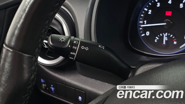 Hyundai Kona Gasoline 1.6 Turbo 2WD Smart 2023 — фото 28