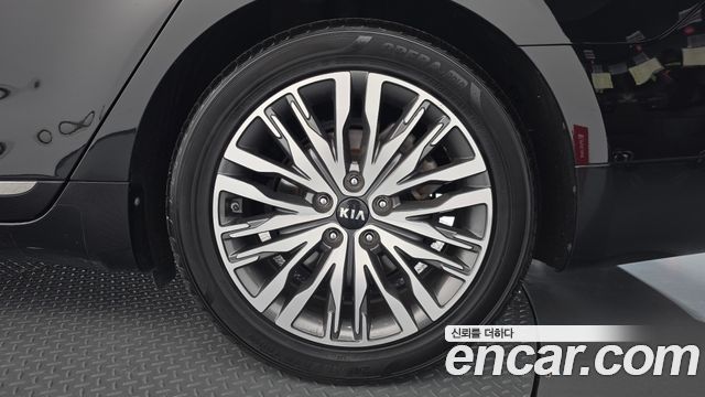 Kia K7 Premier 2.5 GDI Noblesse 2020 — фото 21