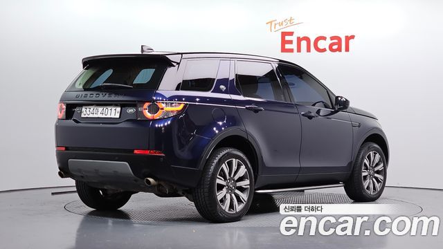 Land Rover Discovery Sport 2.0 TD4 HSE Luxury 2019 — фото 2