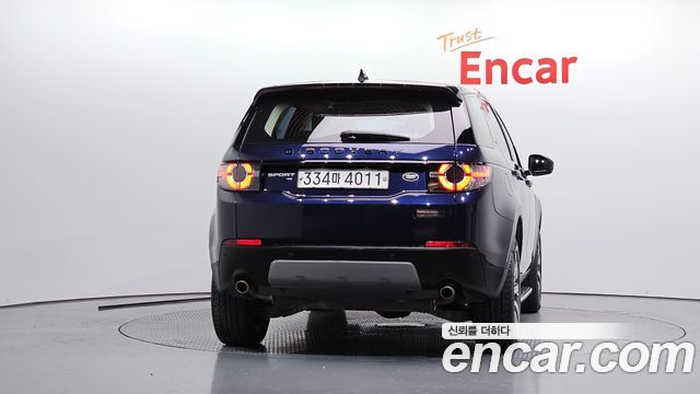Land Rover Discovery Sport 2.0 TD4 HSE Luxury 2019 — фото 4