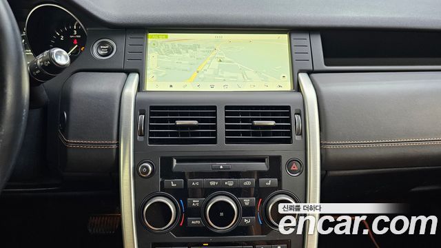 Land Rover Discovery Sport 2.0 TD4 HSE Luxury 2019 — фото 14