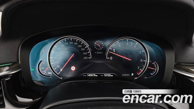 BMW 5 Series (G30) 540i xDrive Luxury Plus 2018 — фото 8