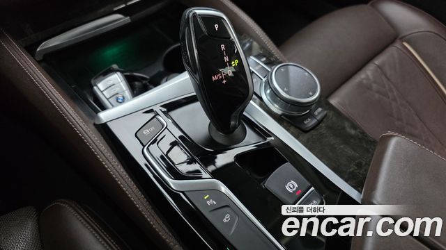 BMW 5 Series (G30) 540i xDrive Luxury Plus 2018 — фото 9