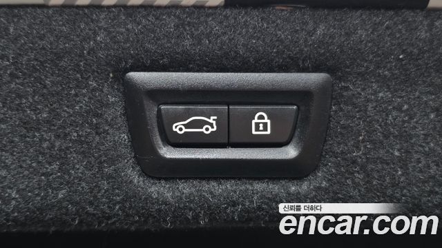 BMW 5 Series (G30) 540i xDrive Luxury Plus 2018 — фото 18