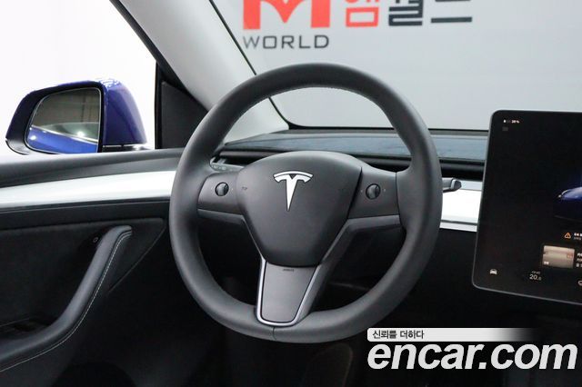Tesla Model Y RWD 2023 — фото 15