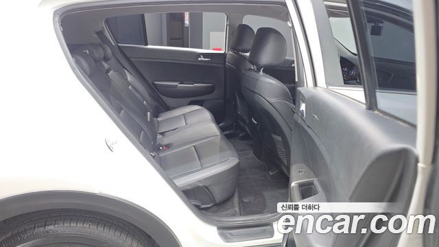 Kia Sportage (IV) Diesel 1.7 2WD Trendy 2016 — фото 12