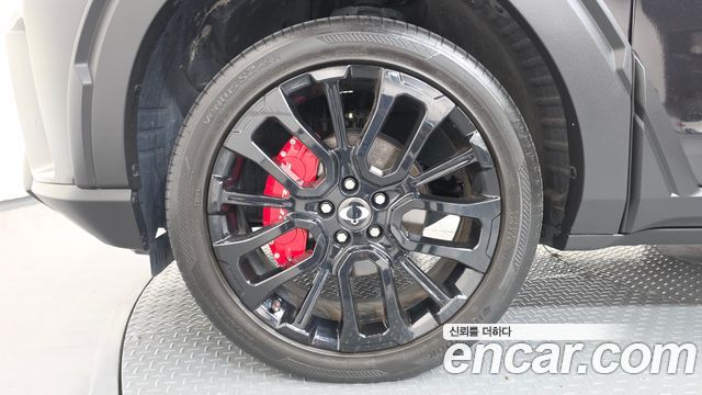 KG Mobility (SsangYong) Torres Gasoline 1.5 2WD Black Edition 2024 — фото 5