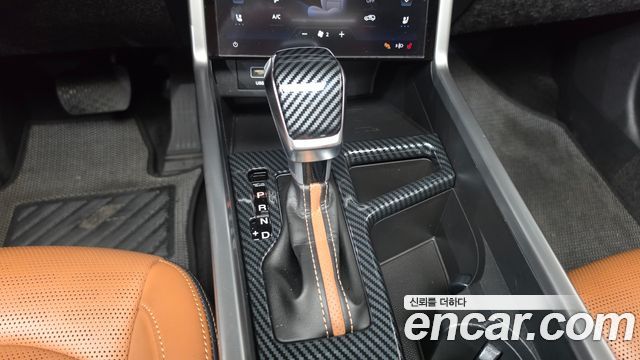 KG Mobility (SsangYong) Torres Gasoline 1.5 2WD Black Edition 2024 — фото 9