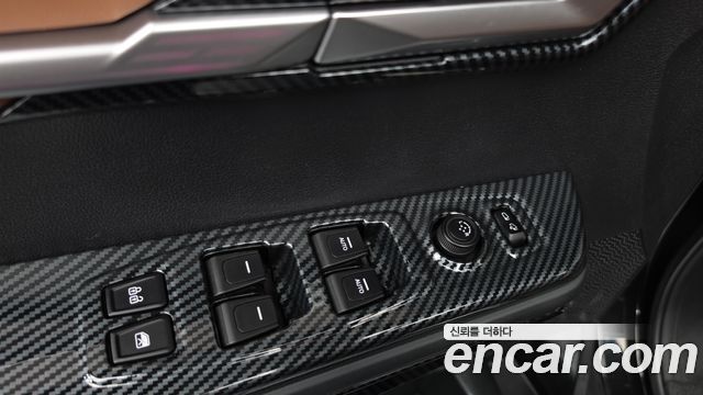 KG Mobility (SsangYong) Torres Gasoline 1.5 2WD Black Edition 2024 — фото 30