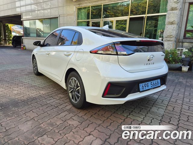 Hyundai Ioniq Electric N 2020 — фото 7