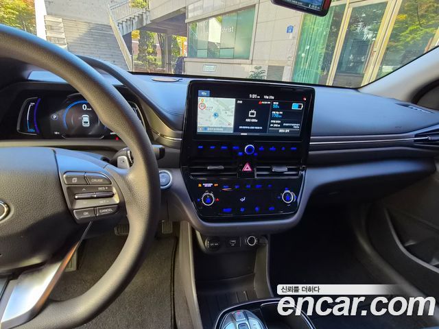 Hyundai Ioniq Electric N 2020 — фото 11