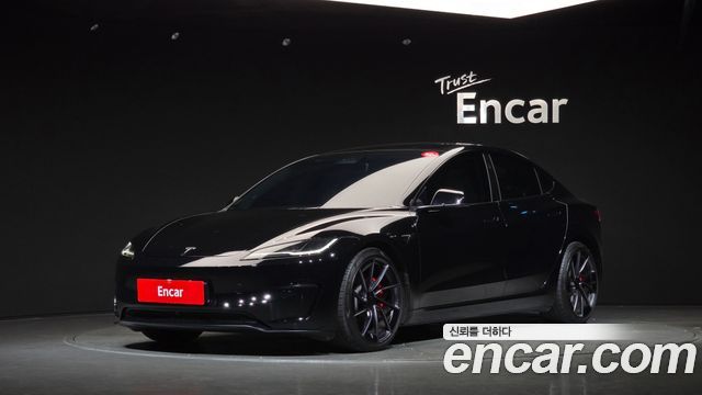 Tesla Model 3 Performance AWD